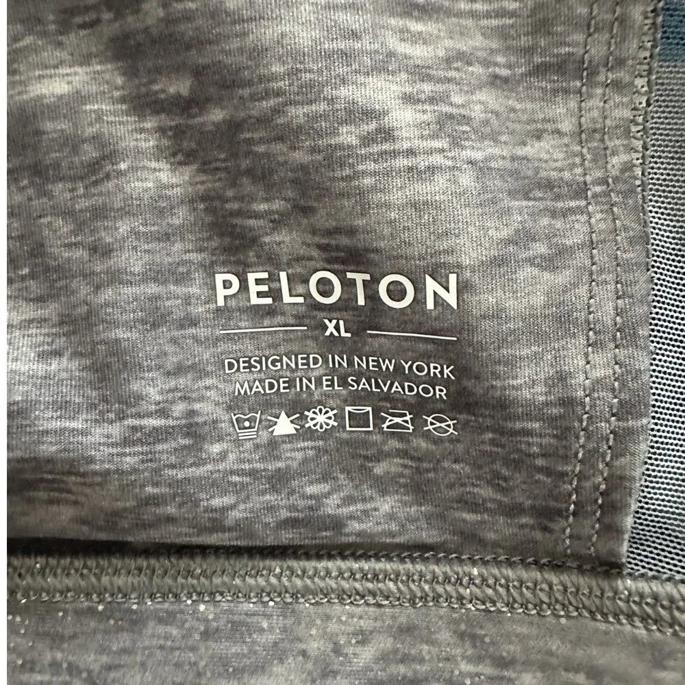 Peloton Roller Rink Strappy Sports Bra Size XL Glitter Retro 80s‎ athleisure
